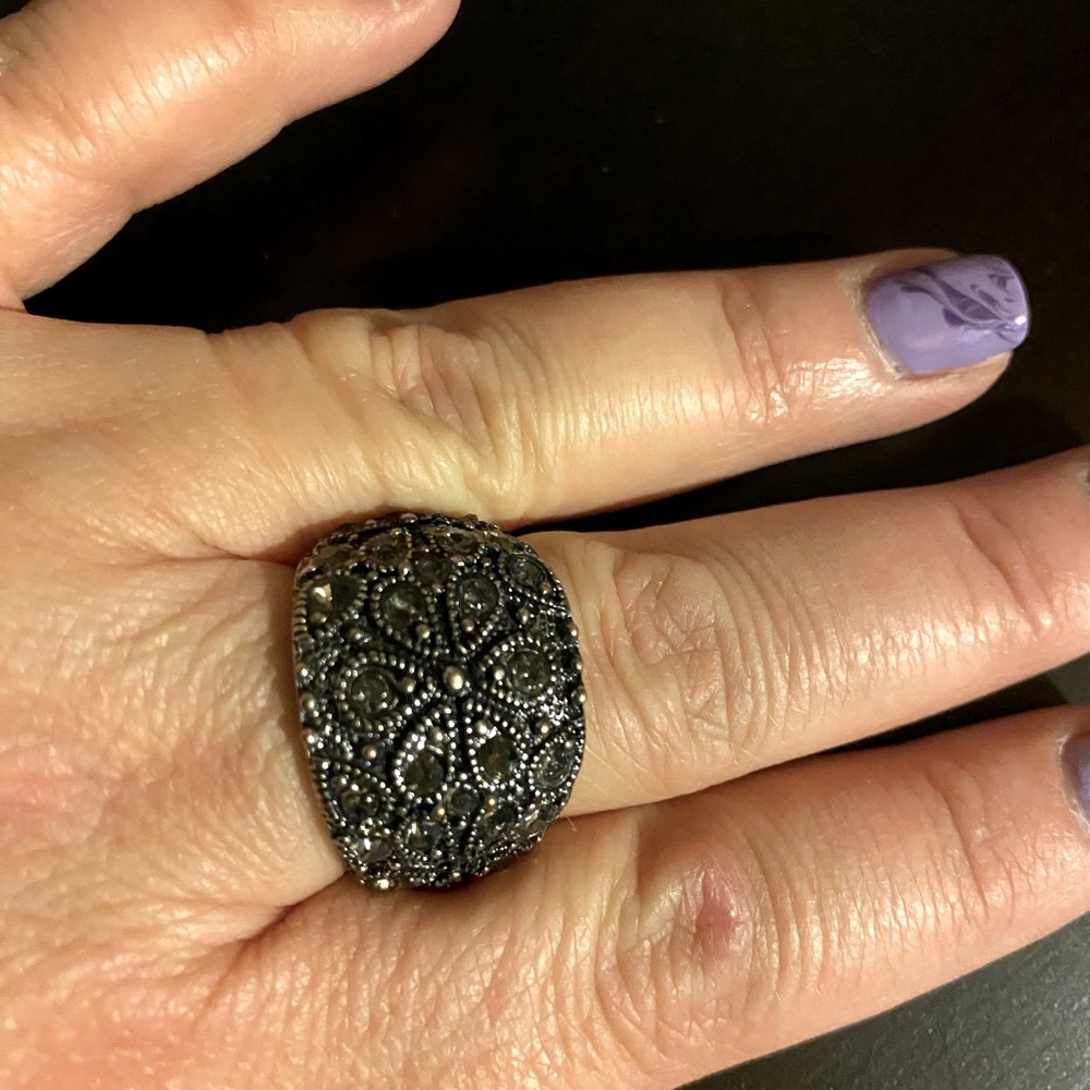 Women’s ring flexible sizing